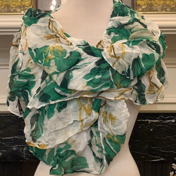 Unique Fabulous Tropical Ruffle scarf/collar - Picture 2 of 7